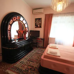 Beauty Moon Bed & Breakfast